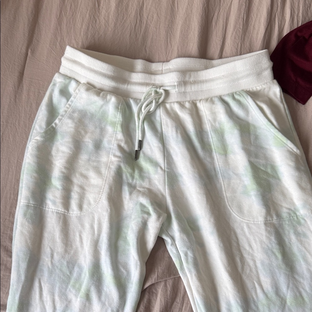 Stars Above Kids White and Green Sweatpants